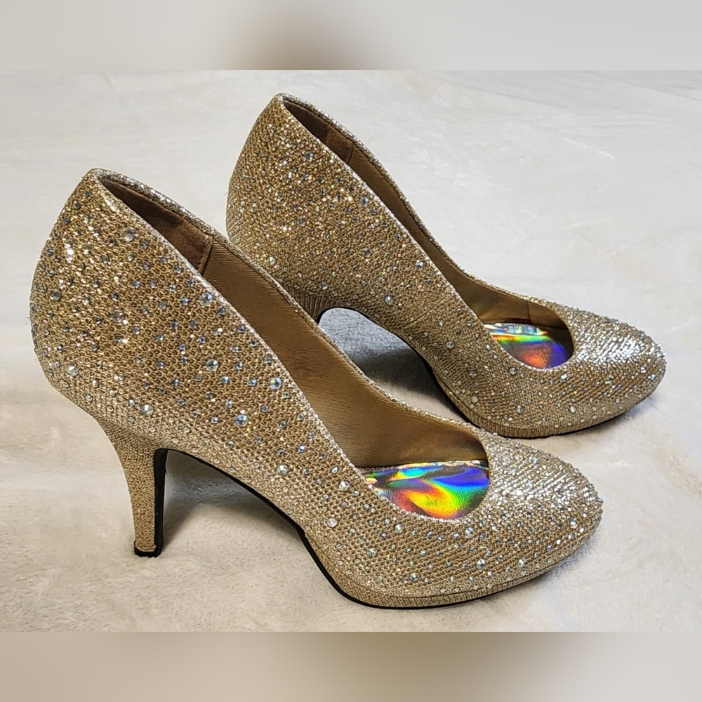 Silver Slipper Mirage Gold Rhinestone Beaded Pumps, 3 Inch‎ Heel, EUC, Size 6.5